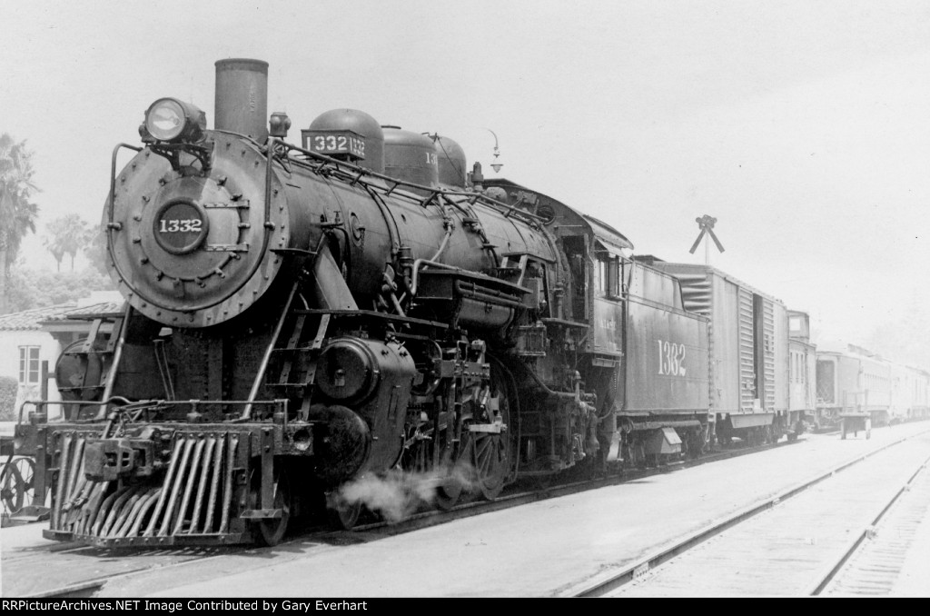 ATSF 4-6-2 #1332 - Atchison, Topeka & Santa Fe